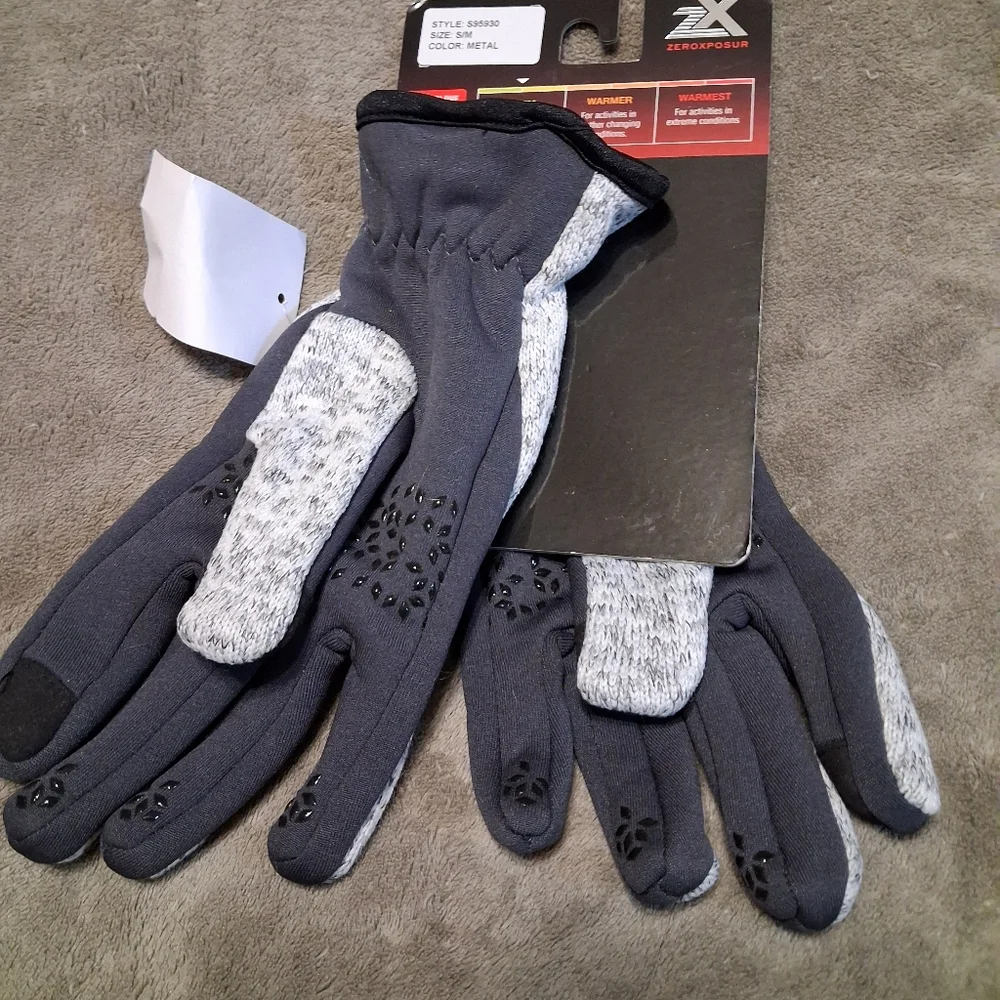 ZeroXposur Lulu Sweater Fleece Gloves Gray Women's S/M $30 NWT NEW